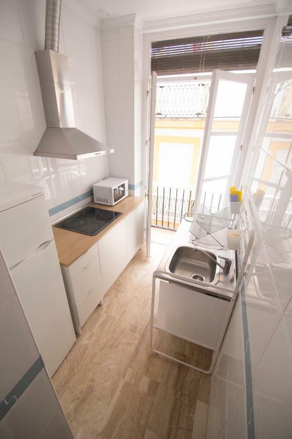Extraordinario Piso Junto Playa Y En Pleno Centro Apartment Cadiz Exterior photo